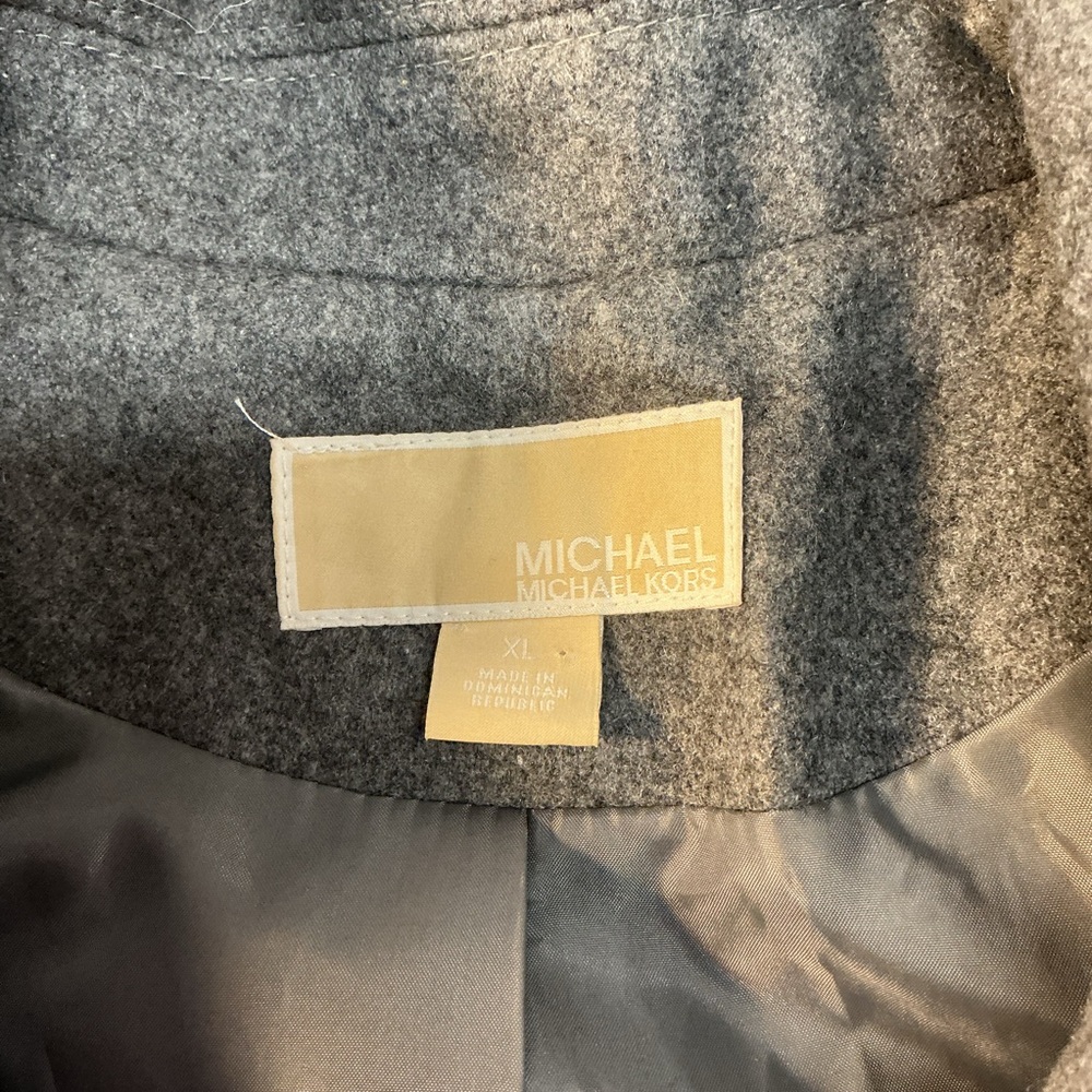 Michael Kors Wool Blend Women’s Luxurious Gray Zip Up Pea Coat Size XL - Picture 3 of 5